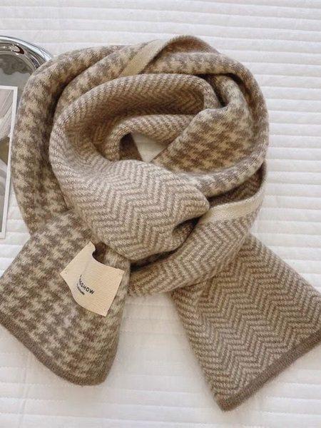 Versatile Korean Style Knitted Wool Christmas Red New Winter High-end New Year Gift Couple Scarf