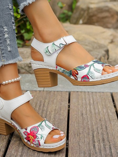 Vintage Floral Hook And Loop Block Heel Back Empty Shoes Embroidery