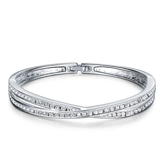 Fashion Twist  Design Round Cut Bracelet For Women