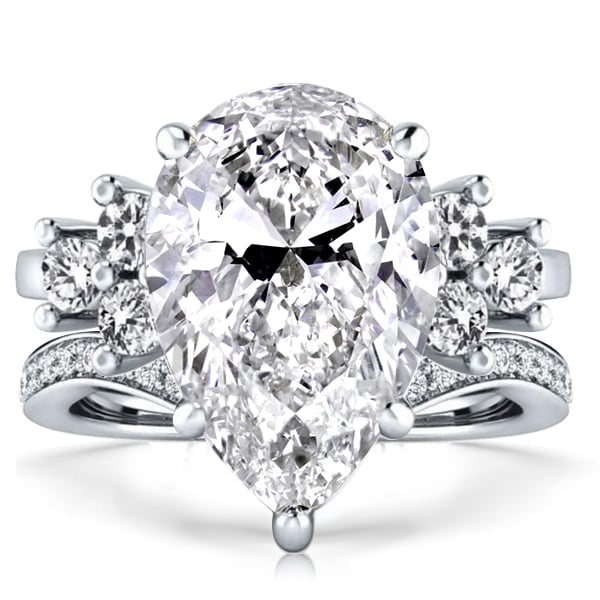 Solitaire Six Stone Bridal Set (7.83 CT. TW.)