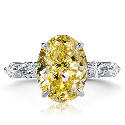 Italo Oval Cut Yellow Topaz Engagement Ring For Women